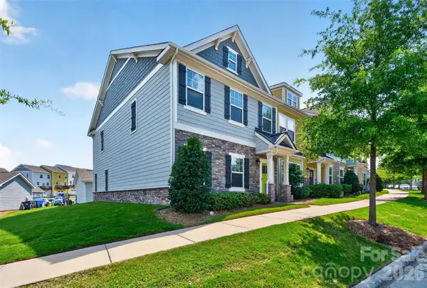 15116 Meacham Farm Drive, Huntersville, NC 28078