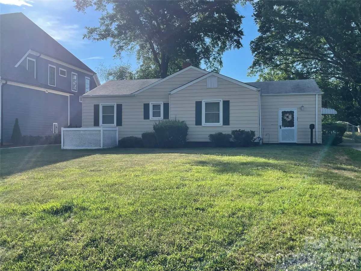 3222 Auburn Avenue, Charlotte, NC 28209 - #1