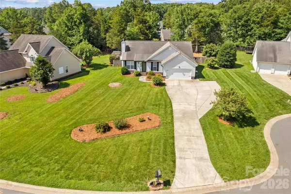 4425 Derbyshire Lane, Matthews, NC 28104