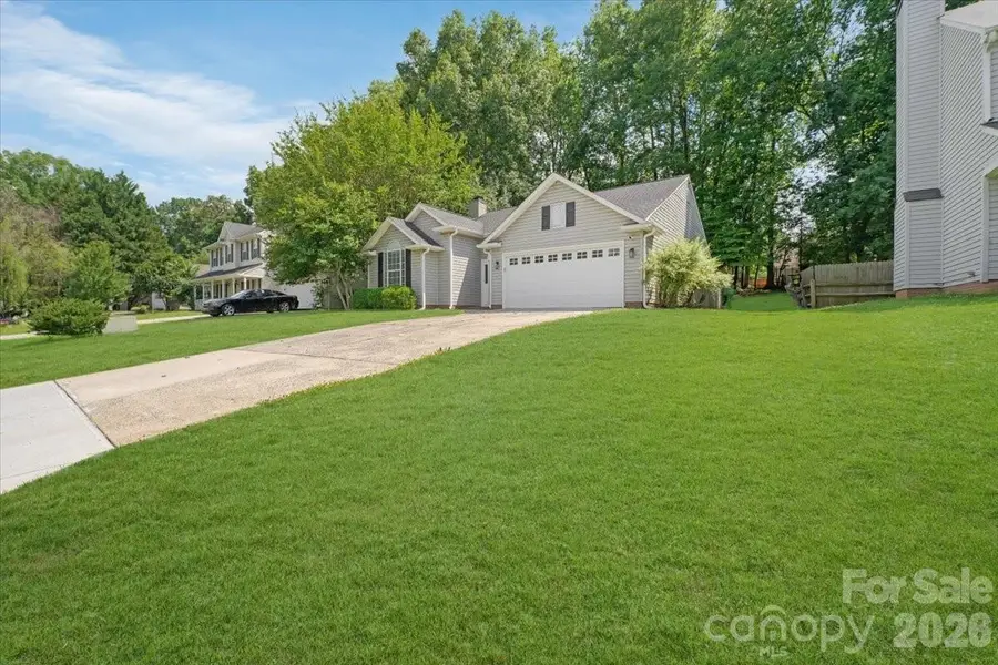 14136 Walkers Crossing Drive, Charlotte, NC 28273 - #2