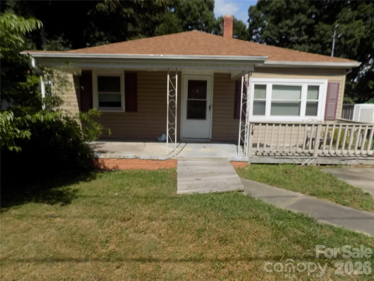 308 S Vine Street, Gastonia, NC 28052 - #1