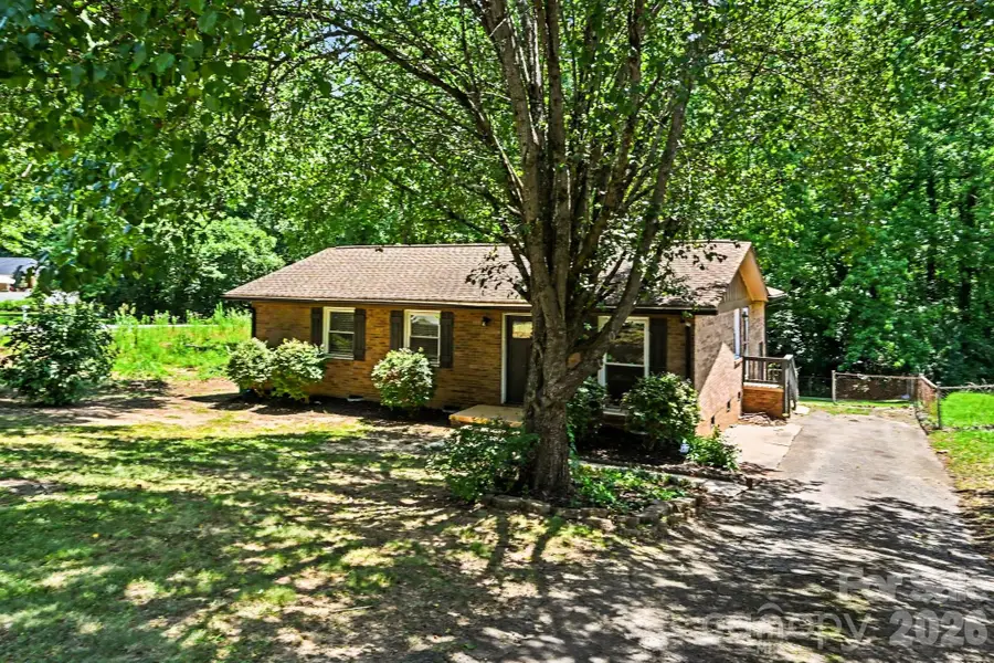 1126 Claremont Road, Charlotte, NC 28214 - #2