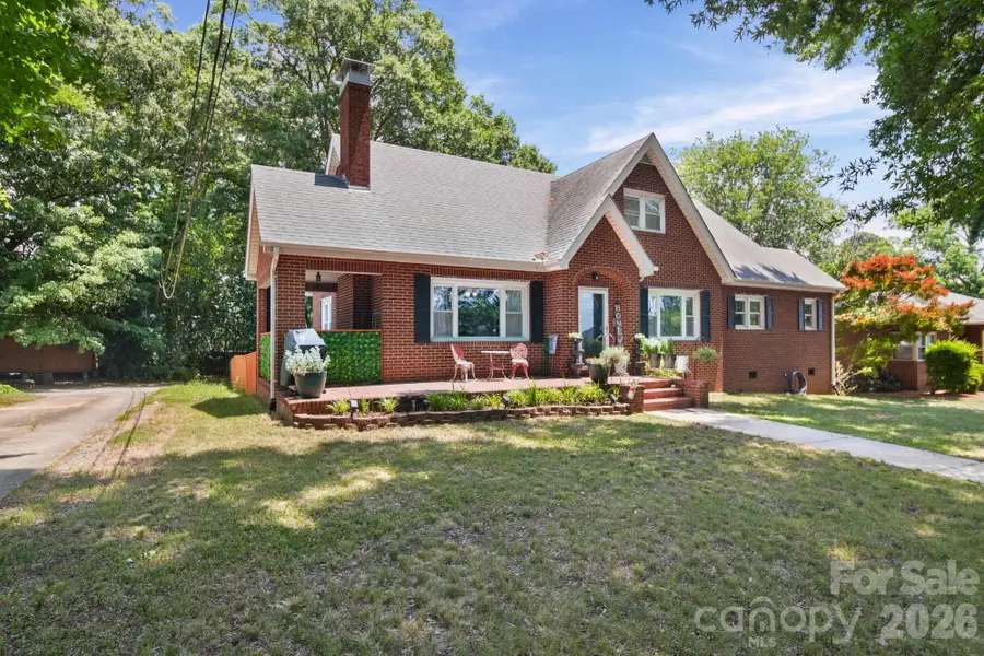 526 5th Street N, Albemarle, NC 28001 - #2