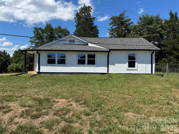 3812 Cliffside Road, Mooresboro, NC 28114