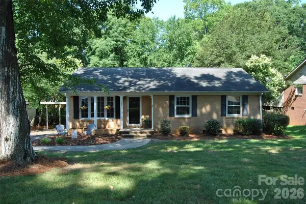 1427 Churchill Drive, Gastonia, NC 28054