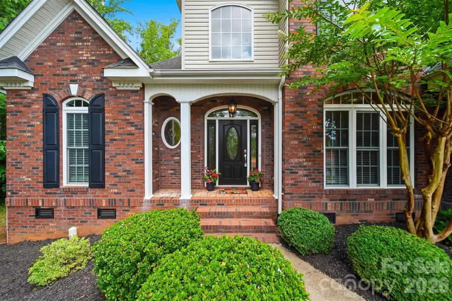 1110 Mayfield Circle Nw, Conover, NC 28613 - #2