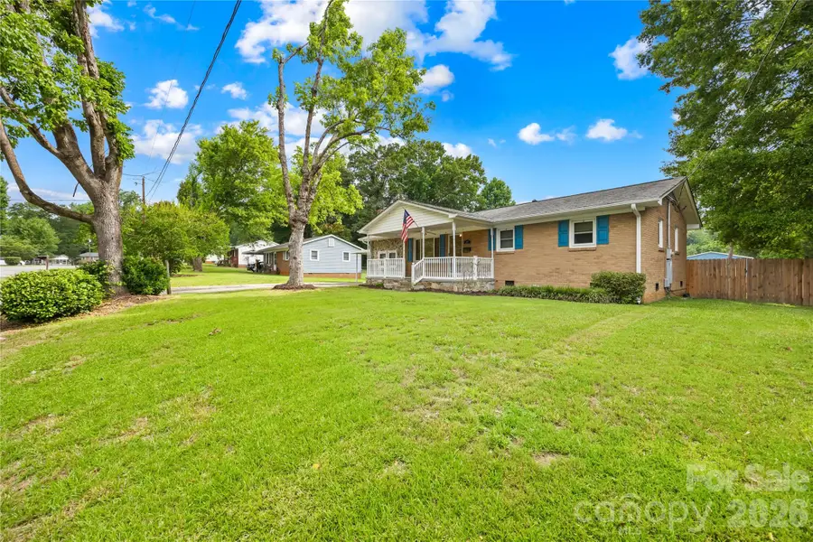 205 Gaddis Drive, Mount Holly, NC 28120 - #3