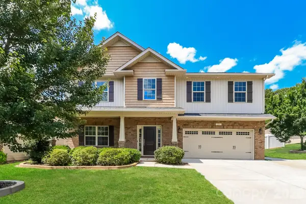 205 Taylors Creek Street, Mount Holly, NC 28120