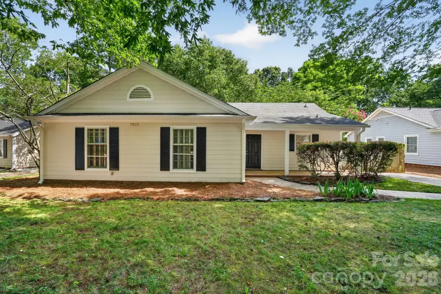 7812 Surreywood Place, Charlotte, NC 28270 - #2