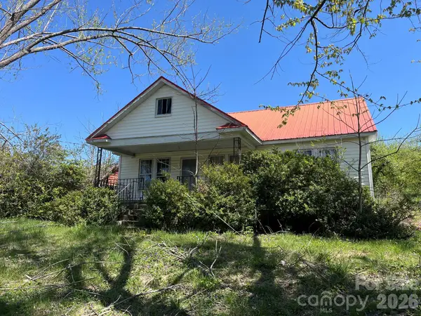 1756 Bearwallow Road, Hendersonville, NC 28792