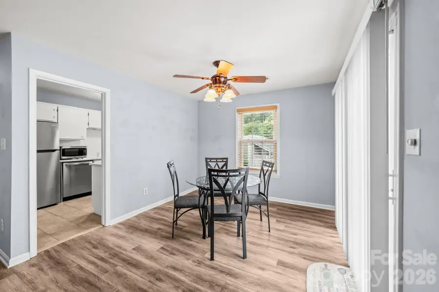 8521 Castle Pine Court, Charlotte, NC 28226 - #3