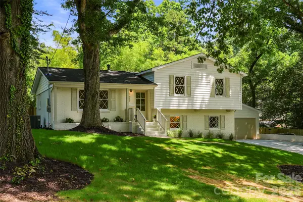 7008 Brynhurst Drive, Charlotte, NC 28210