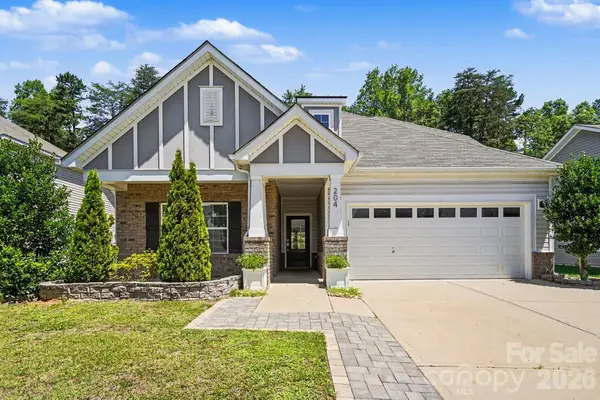 204 Paradise Hills Circle, Mooresville, NC 28115