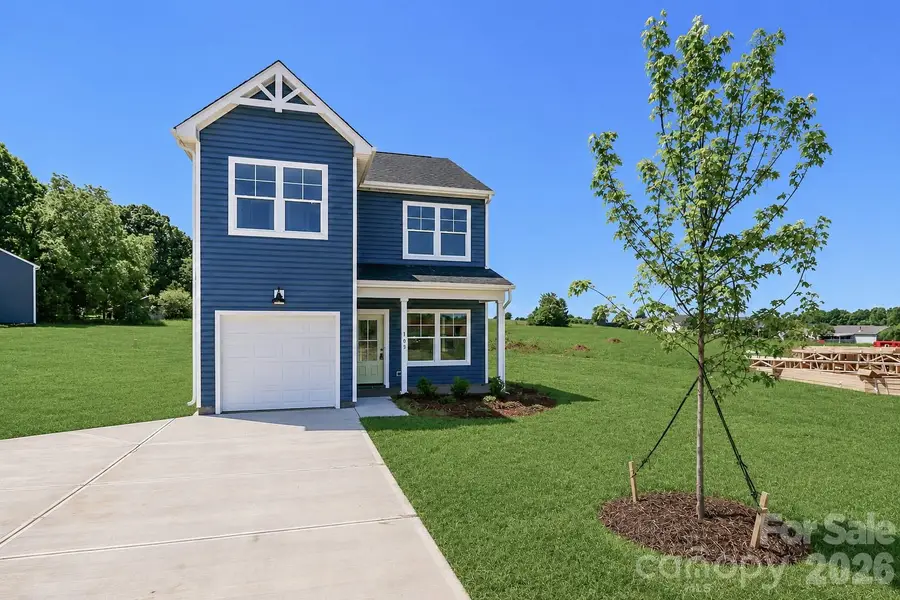 102 Sixth Avenue Se, Hickory, NC 28602 - #3