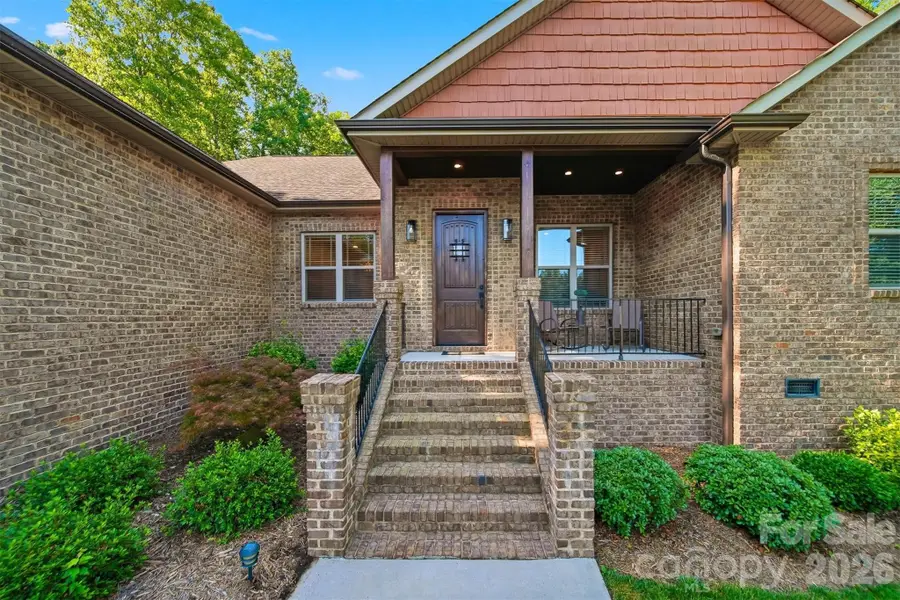 2630 36th Avenue Ne, Hickory, NC 28601 - #3