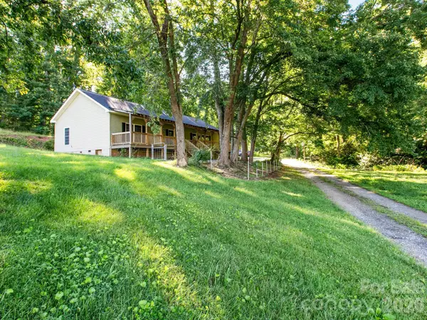 35 Cedar Farm Road, Asheville, NC 28803