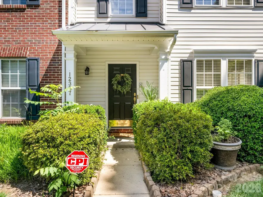 12327 Jessica Place, Charlotte, NC 28269 - #2
