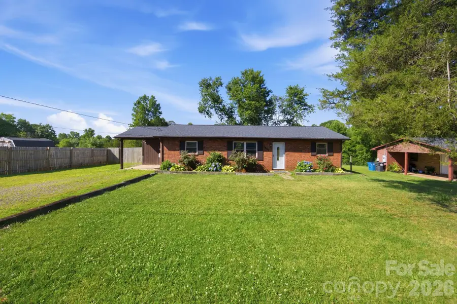 2405 2nd Street, Statesville, NC 28677 - #2
