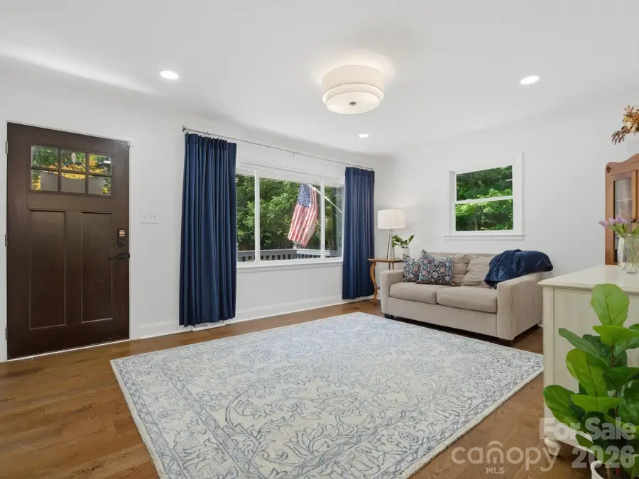 6819 Woodstock Drive, Charlotte, NC 28210 - #3
