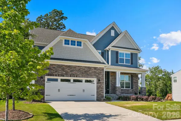 13231 Fiore Place, Huntersville, NC 28078