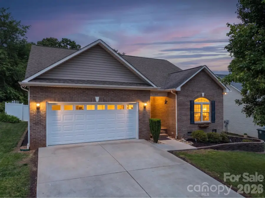 1590 Mayfair Drive, Conover, NC 28613 - #2