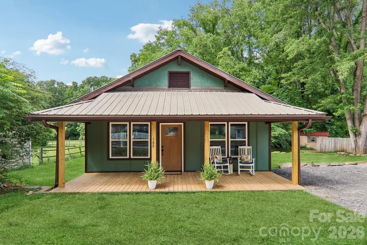 169 East Street, Waynesville, NC 28786 - #1