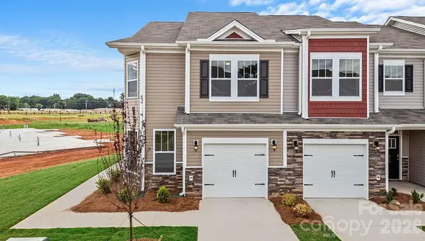 196 Valley Breeze Road, Fletcher, NC 28732
