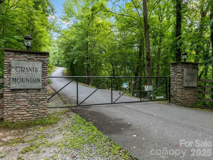 999 South View Court #46, Marion, NC 28752 - #3