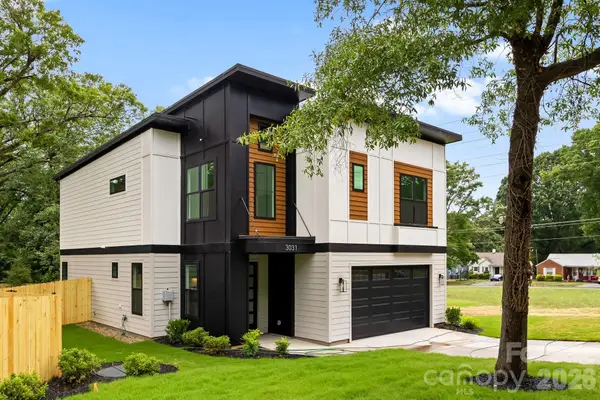 3031 Mathis Drive, Charlotte, NC 28208