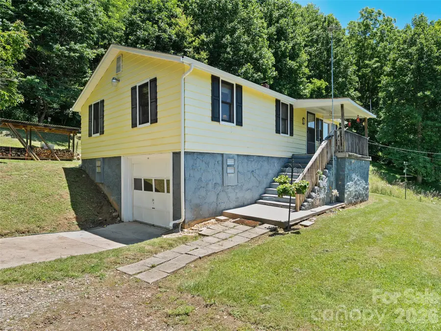2426 Wesley Creek Road, Clyde, NC 28721 - #2