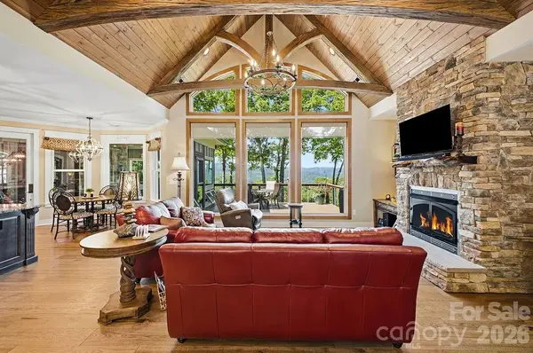 48 S Mountain Morning Lane, Hendersonville, NC 28739