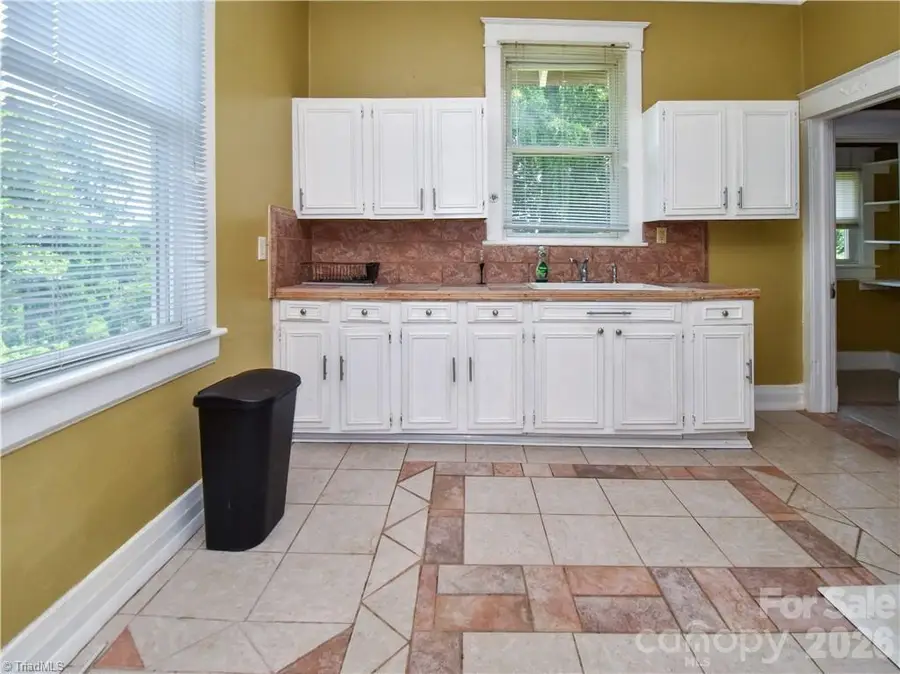 517 N Cameron Avenue, Winston Salem, NC 27101 - #2