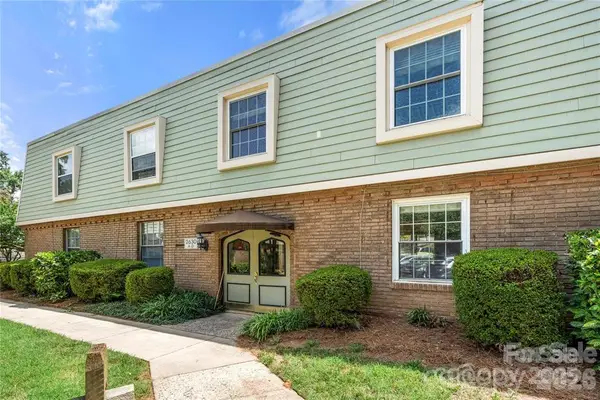 2630 Park Road, Charlotte, NC 28209