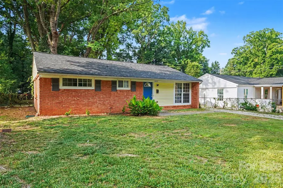 2515 Lasalle Street, Charlotte, NC 28216 - #2