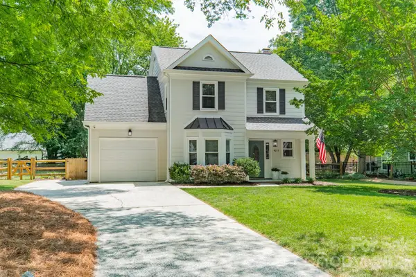 9217 Four Acre Court, Charlotte, NC 28210