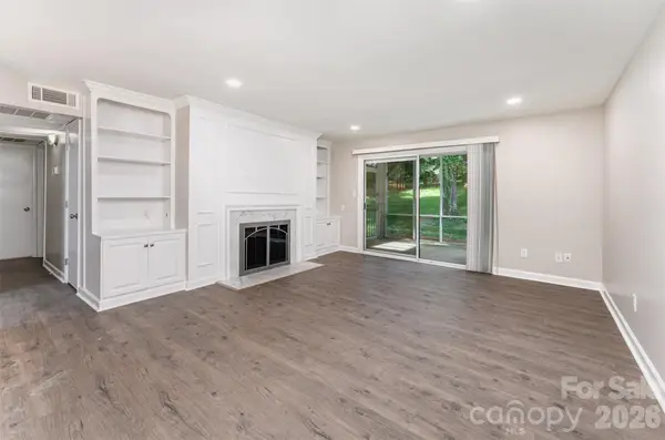 7026 Quail Hill Road, Charlotte, NC 28210