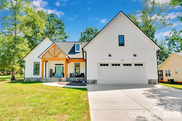 2754 Emperor Street, Claremont, NC 28610