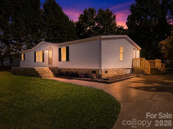3940 Teaberry Lane, Newton, NC 28658