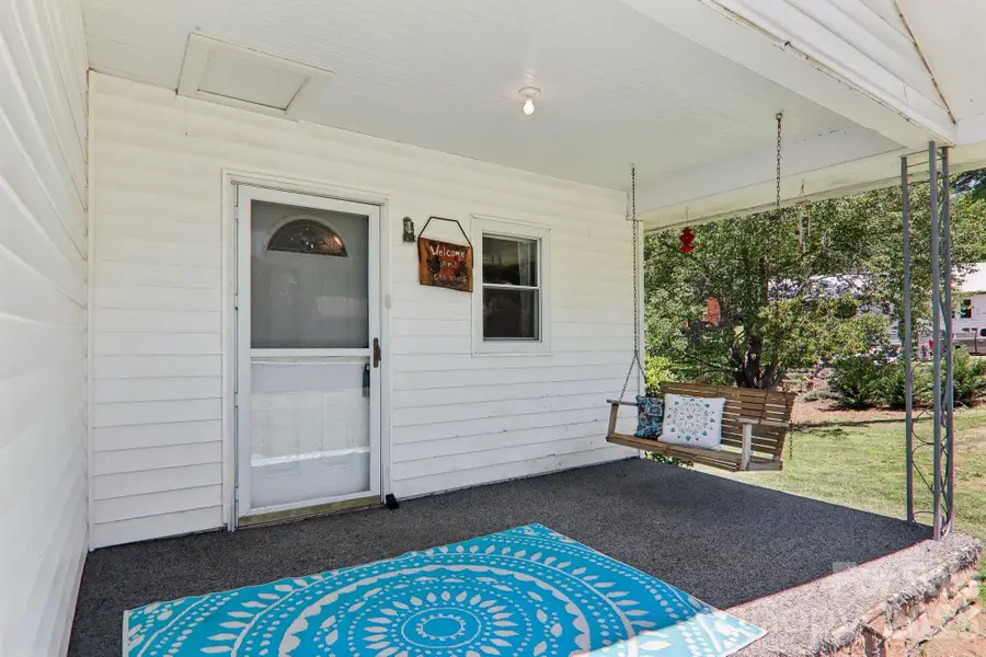 414 Skyline Drive, Canton, NC 28716 - #3