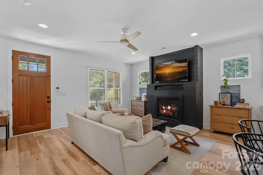 1642 Longfellow Street, Charlotte, NC 28205 - #3