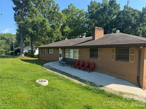 8432 Idlewild Road, Charlotte, NC 28227