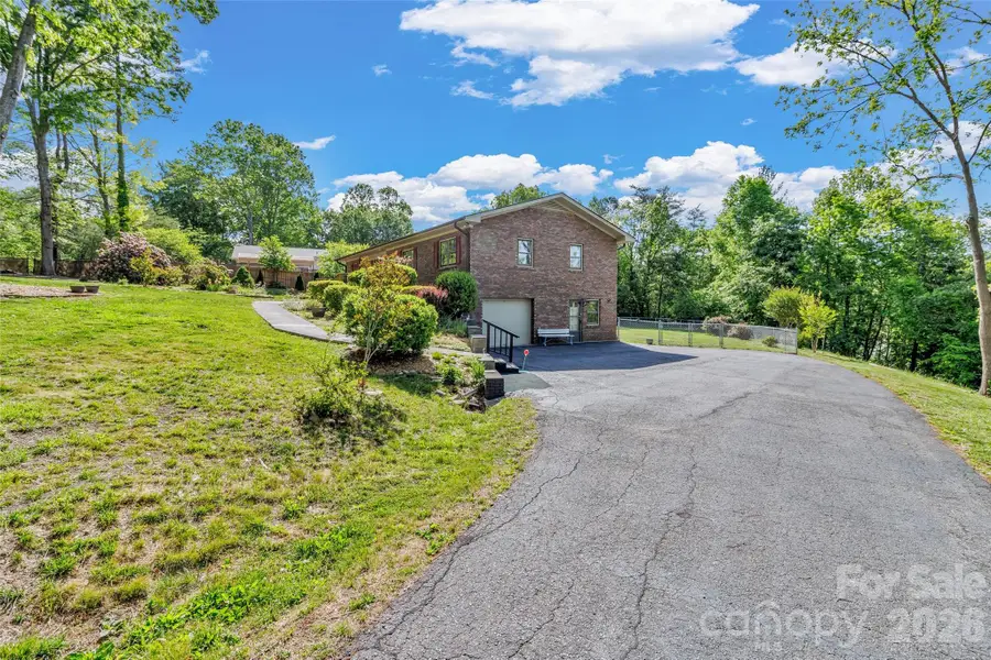 38 Chadwick Wade Drive, Asheville, NC 28804 - #3