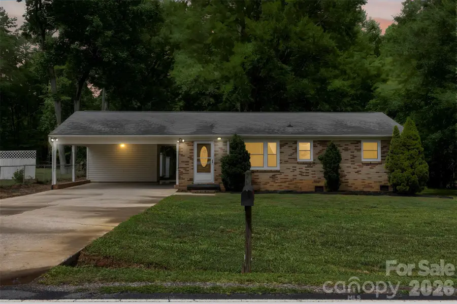644 Dallas Spencer Mountain Road, Dallas, NC 28034 - #2