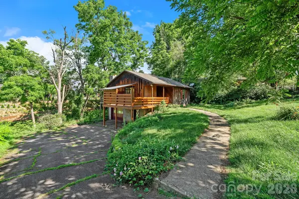 53 Wanoca Avenue, Asheville, NC 28803