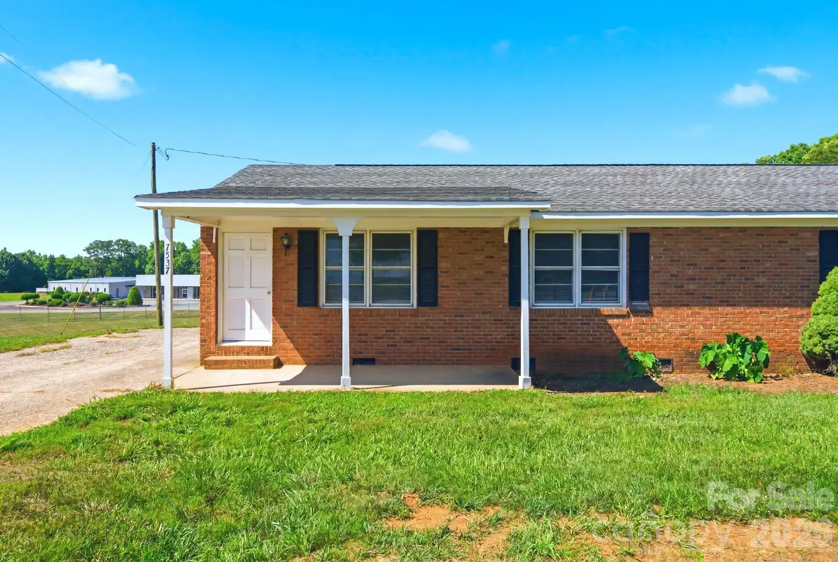 7537 Old Plank Road, Stanley, NC 28164 - #1