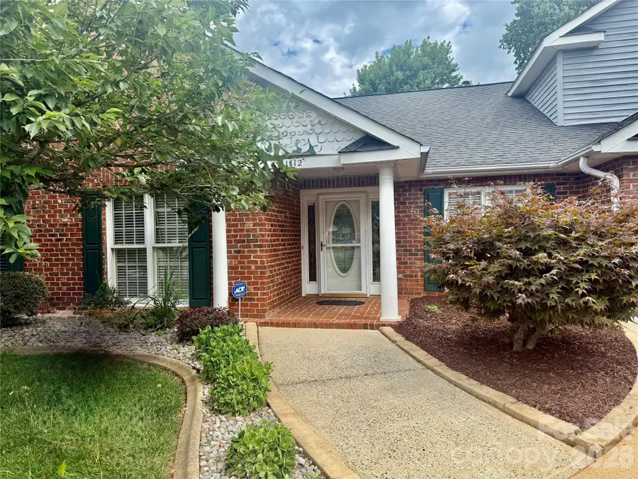 112 Mooreland Drive Ne, Conover, NC 28613 - #2