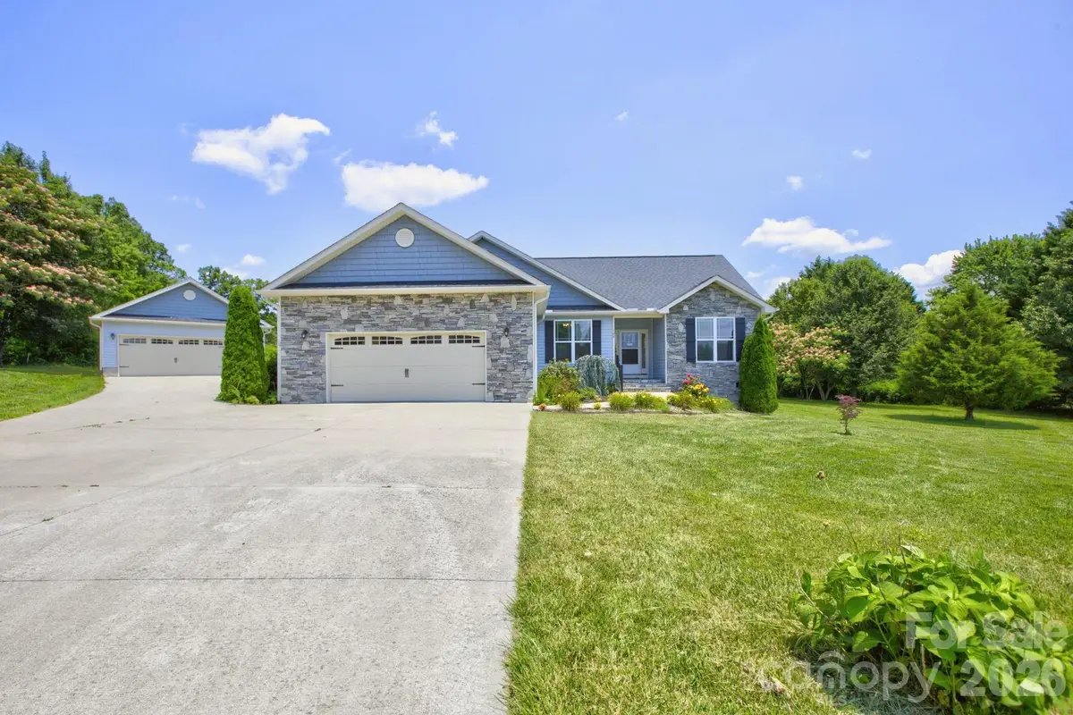 122 Cheraw Lane, Flat Rock, NC 28731 - #1