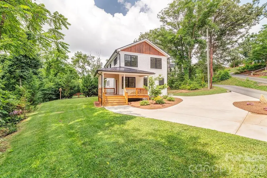 18 Wildwood Park Drive, Weaverville, NC 28787 - #2
