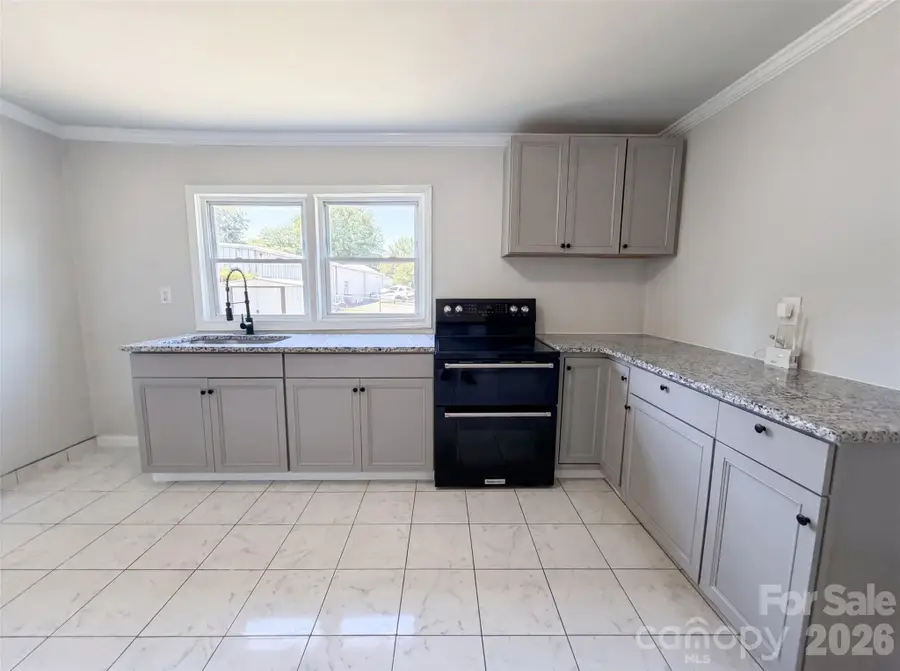 123 E Farmview Street, Gastonia, NC 28054 - #2