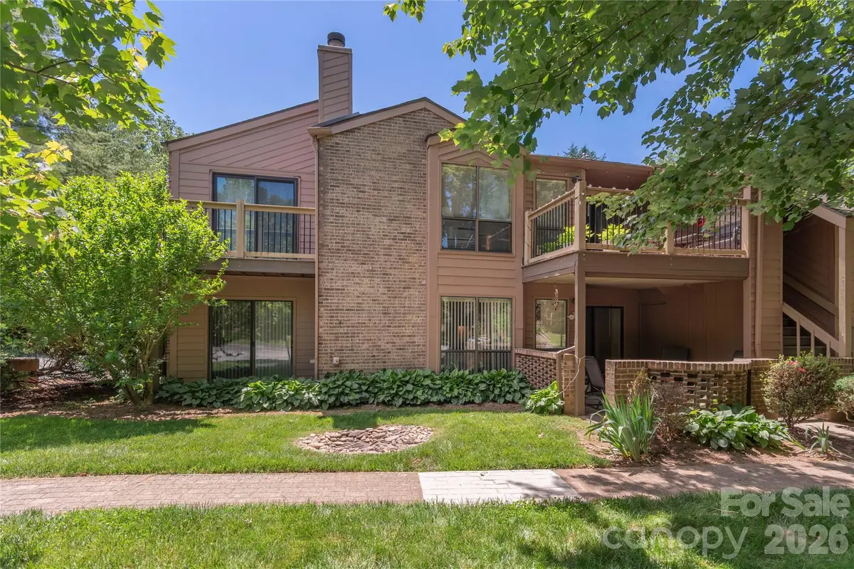 33 Ravencroft Lane #E33, Asheville, NC 28803 - #1